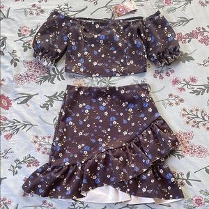 Boohoo Black and Blue Ruffled Wrap Mini Skirt Set (6)